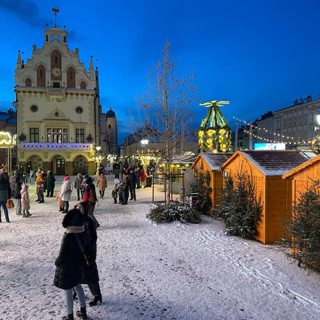 Rzeszów - Świąteczne Miasteczko i iluminacje w centrum Rzeszowa - fot 5