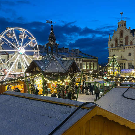 Rzeszów - Świąteczne Miasteczko i iluminacje w centrum Rzeszowa - fot 55