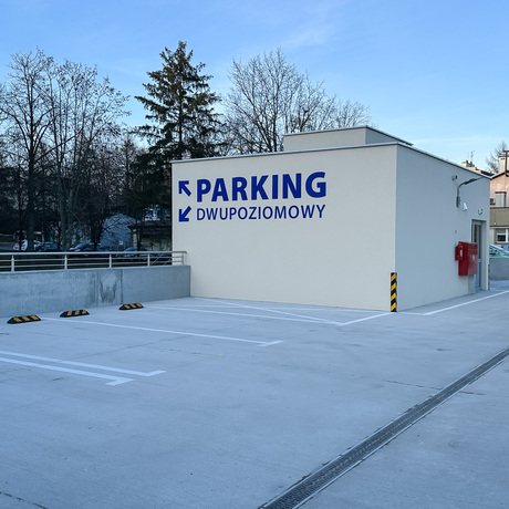 Rzeszów - Nowy parking dwupoziomowy przy szpitalu MSWiA w Rzeszowie - fot 15