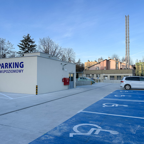 Rzeszów - Nowy parking dwupoziomowy przy szpitalu MSWiA w Rzeszowie - fot 9