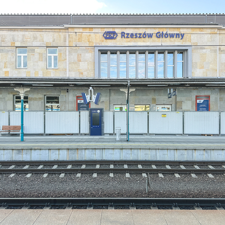 Rzeszów - Przebudowa budynku dworca PKP w Rzeszowie [styczeń 2024] - fot 16