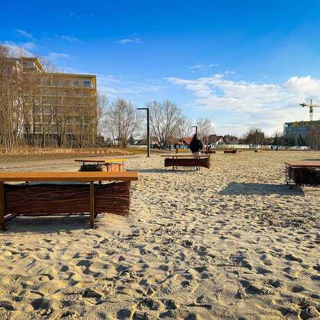 Rzeszów - Słoneczna niedziela na miejskiej plaży - fot 7