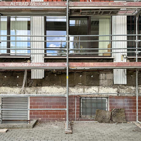 Rzeszów - Modernizacja 15-piętrowego biurowca na ul. Geodetów w Rzeszowie [kwiecień 2025] - fot 6