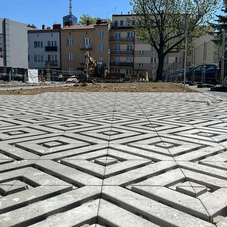 Rzeszów - Budowa ogrodu kieszonkowego przy Estradzie Rzeszowskiej [kwiecień 2025] - fot 16