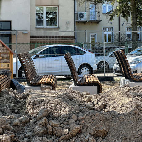 Rzeszów - Budowa ogrodu kieszonkowego przy Estradzie Rzeszowskiej [kwiecień 2025] - fot 10