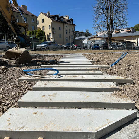 Rzeszów - Budowa ogrodu kieszonkowego przy Estradzie Rzeszowskiej [kwiecień 2025] - fot 9