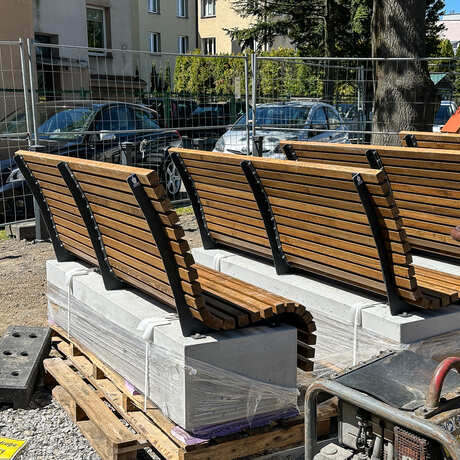 Rzeszów - Budowa ogrodu kieszonkowego przy Estradzie Rzeszowskiej [kwiecień 2025] - fot 4