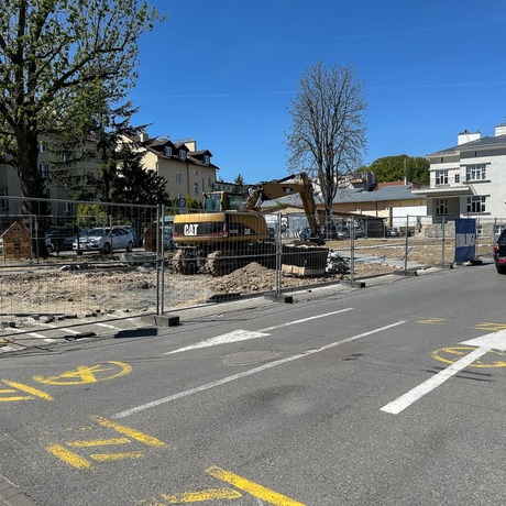 Rzeszów - Budowa ogrodu kieszonkowego przy Estradzie Rzeszowskiej [kwiecień 2025] - fot 2