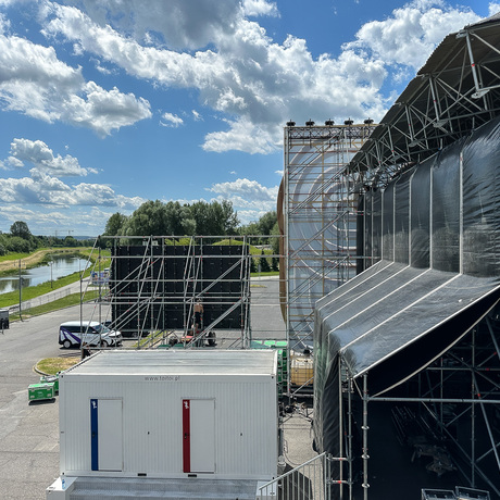 Rzeszów - Budowa sceny Koncertu Głównego ESK 2025 - fot 9