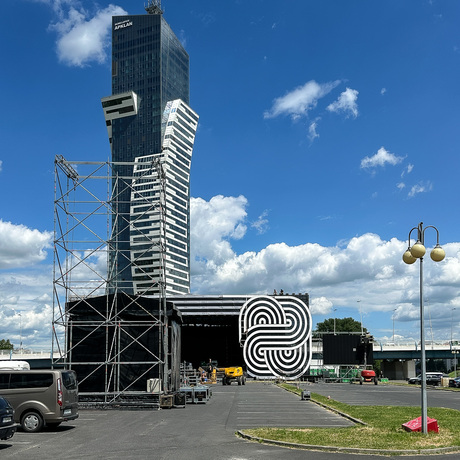 Rzeszów - Budowa sceny Koncertu Głównego ESK 2025 - fot 17