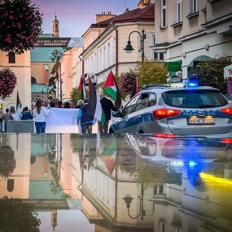 Rzeszów - Pro-palestyński protest w Rzeszowie [27.09.2025] - fot 21