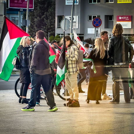 Rzeszów - Pro-palestyński protest w Rzeszowie [27.09.2025] - fot 12