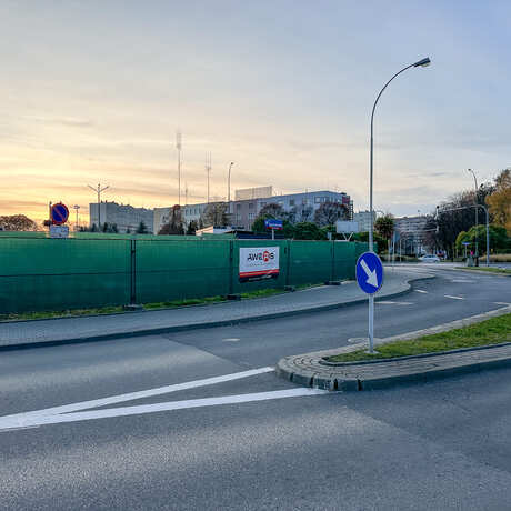 Rzeszów - Przygotowywanie terenu pod budowę biurowca Corner Point [listopad 2025] - fot 3