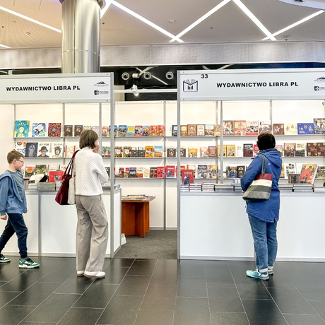 Rzeszów - Świąteczne Targi Książki 2025 w Rzeszowie - fot 39