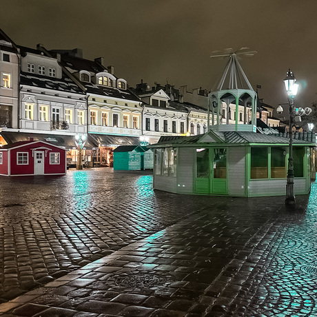 Rzeszów - Budowa Świątecznego Miasteczka w Rzeszowie - fot 7