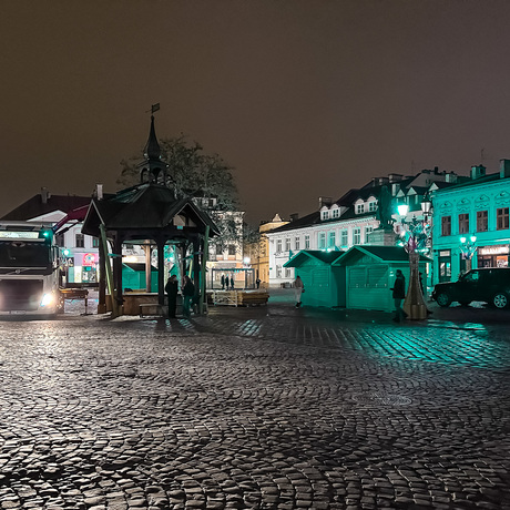 Rzeszów - Budowa Świątecznego Miasteczka w Rzeszowie - fot 13