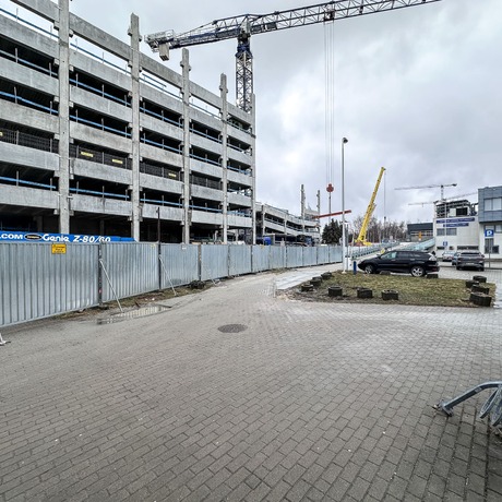 Rzeszów - Budowa piętrowego parkingu i lądowiska przy KSW nr 2 w Rzeszowie [luty 2026] - fot 12