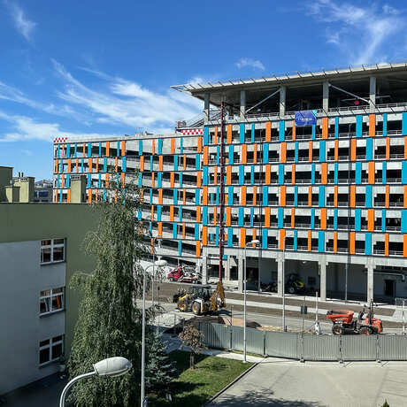 Rzeszów - Budowa piętrowego parkingu i lądowiska przy KSW nr 2 w Rzeszowie [lipiec 2026] - fot 11