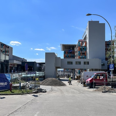 Rzeszów - Budowa piętrowego parkingu i lądowiska przy KSW nr 2 w Rzeszowie [lipiec 2026] - fot 2