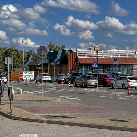 Rzeszów - Budowa restauracji McDonald's przy E. Leclerc Rzeszów - fot 7