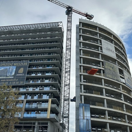 Rzeszów - Budowa 17-piętrowego wieżowca przy rondzie Pobitno - Lwowska 33 [październik 2026] - fot 43