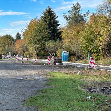 Rzeszów - Budowa kładki nad rzeką Strug na osiedlu Drabinianka [październik 2026] - fot 18