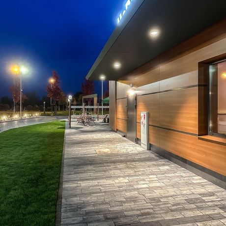 Rzeszów - Otwarcie McDonald's przy hipermarkecie E. Leclerc w Rzeszowie - fot 16