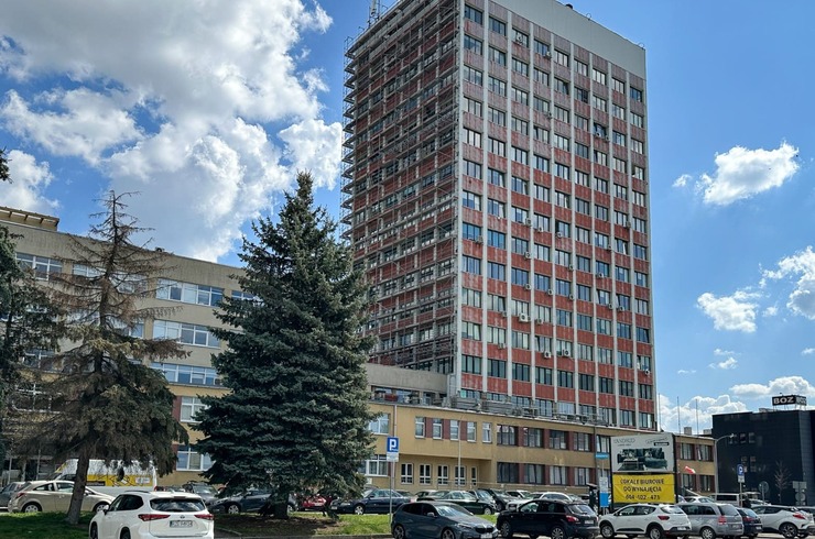 Modernizacja 15-piętrowego biurowca na ul. Geodetów w Rzeszowie [kwiecień 2025]