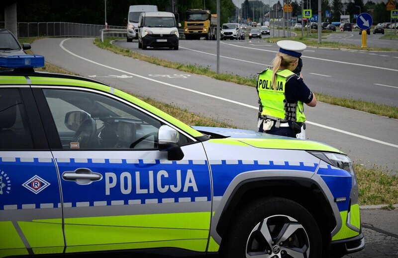 Policyjne kontrole na ulicach Rzeszowa i powiatu. Posypały się mandaty