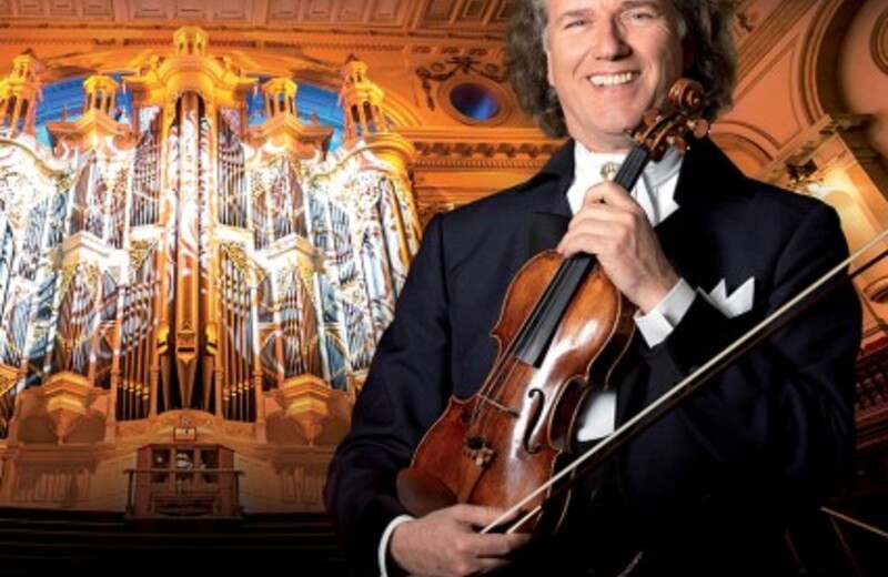 Koncert "króla walca" w kinie Zorza