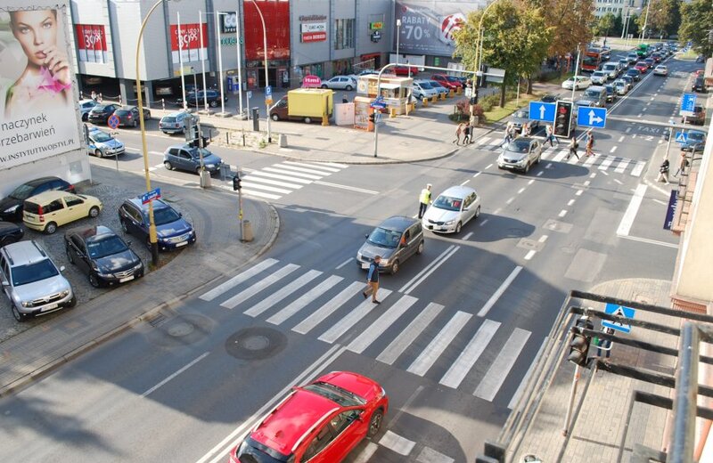 Policjanci na skrzyżowaniach. Kolejny piątek z akcją "Przejazdne skrzyżowania"