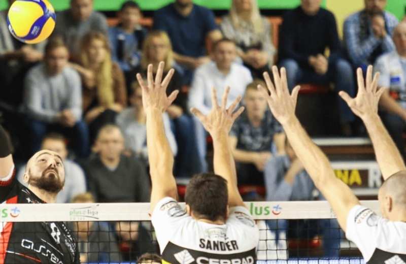 Asseco Resovia kolejny raz zawiodła. Trwa „marsz” w dół tabeli