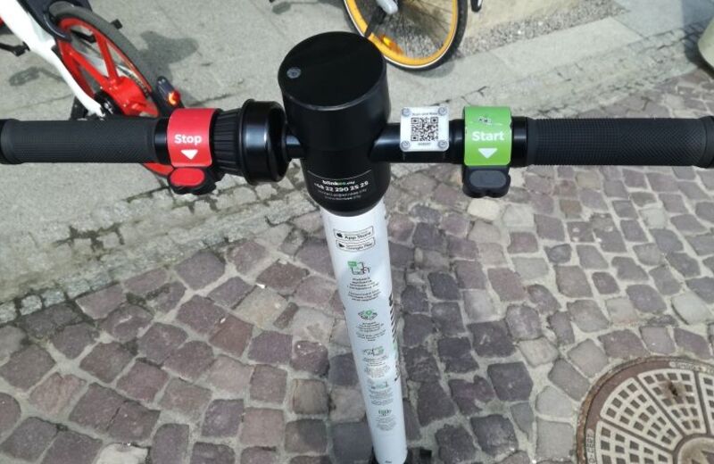 Wjechała hulajnogą w wózek inwalidzki