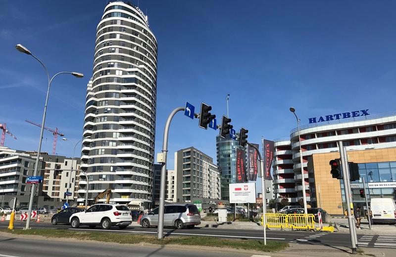 Na łączniku ulic Kopisto i Wierzbowej układają już asfalt