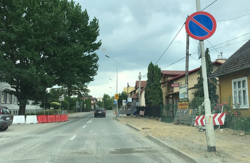 W czwartek utrudnienia na ul. Wierzbowej. Będą układać nową nawierzchnię