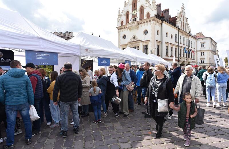 Tłumy na festiwalu Karpaty na Widelcu