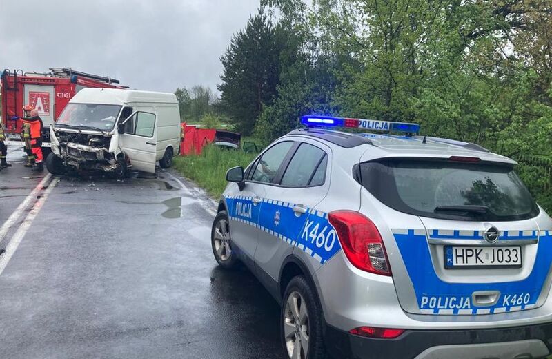 Śmiertelny wypadek na DW865 między Zapałowem a Wólką Zapałowską. Nie żyje 21-letni mężczyzna