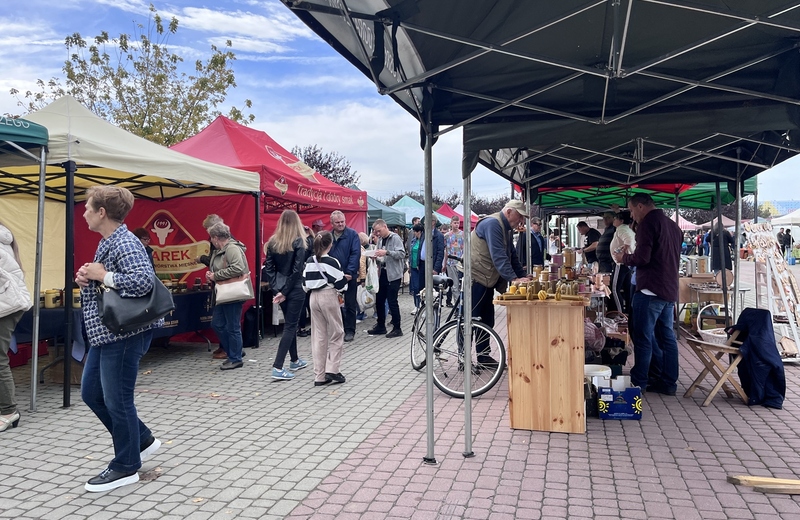 Drugi eko-bazarek w Parku Papieskim. Tym razem w świątecznym klimacie