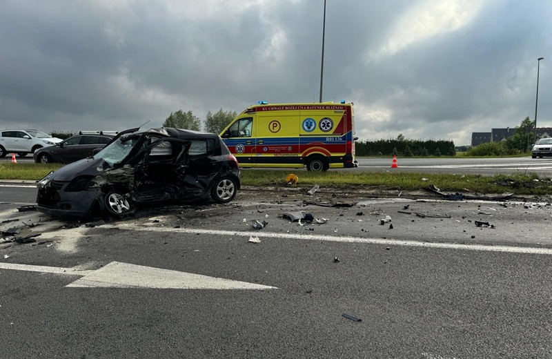Tragiczny wypadek na DK94 w Radymnie. Nie żyje 33-letnia kobieta