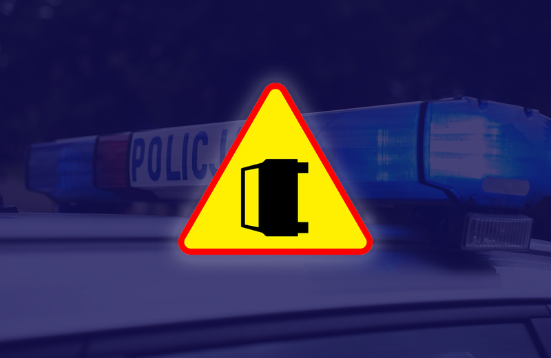 Utrudnienia na A4 w kierunku Tarnowa. Samochód uderzył w bariery energochłonne 