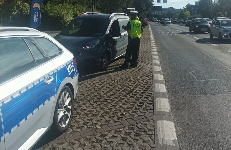 Rzeszowscy policjanci kontrolowali buspasy. 55 kierowców złamało przepisy