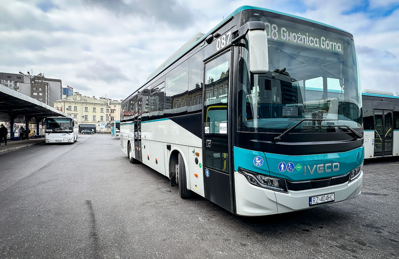 Nowoczesne autobusy wożą już pasażerów na liniach MKS [ZDJĘCIA]