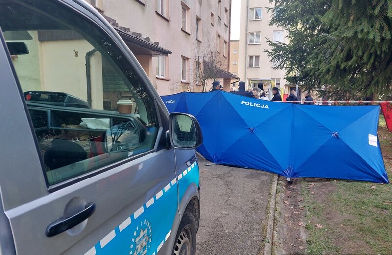 Tragedia w Sanoku. Dwie ofiary śmiertelne, ranni funkcjonariusze