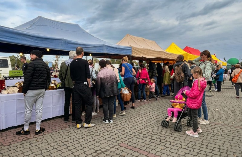 Blisko 100 wystawców z lokalnymi produktami w Parku Papieskim. Zbliża się 21. edycja Podkarpackiego Bazarku