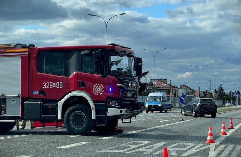 Śmiertelny wypadek na al. Sikorskiego. Motocyklista zginął na miejscU