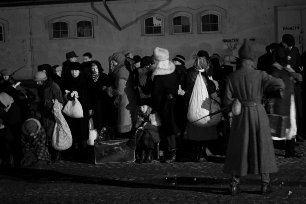 Rekonstrukcja "Na nieludzką ziemię" - Rampa kolejowa - Przemyśl - 28.02.2010