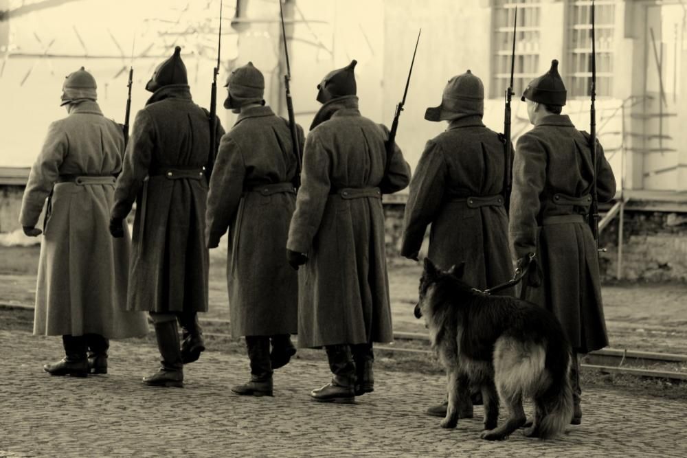 Rekonstrukcja "Na nieludzką ziemię" - Rampa kolejowa - Przemyśl - 28.02.2010