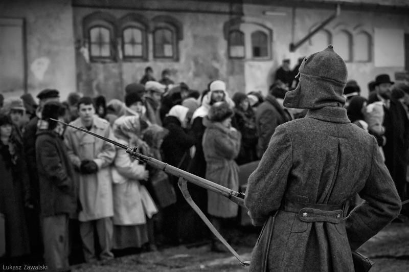 "Na nieludzką ziemię"-widowisko historyczno-teatralne-Przemyśl