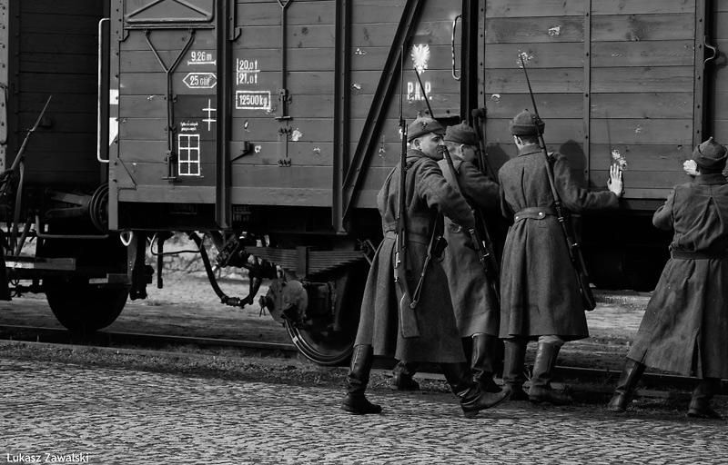 "Na nieludzką ziemię"-widowisko historyczno-teatralne-Przemyśl