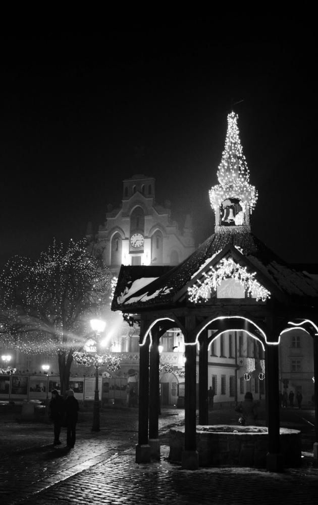 Rzeszów przedświąteczny - Rynek i okolice - Rzeszów - 8.12.2010
